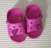 size 5 croc like pink shoes