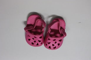 size 3 croc like pink shoes